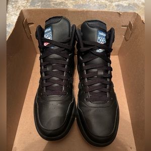 Addidas Presents hoops men’s sneakers black men’s 8.5
